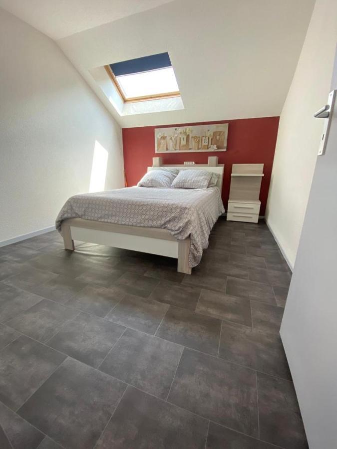 Les Ecrins Apartment Lourdes Bagian luar foto